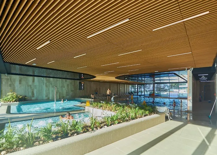 Wave - Sea Salt - Pools&spa アパート ミエンジズドロイェ